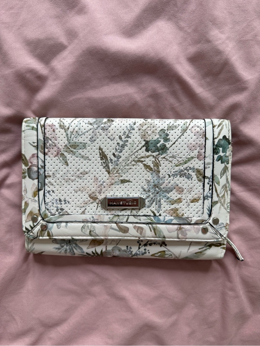 Max Studio White Floral Perforated Wallet Clutch